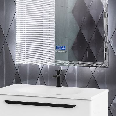 Cezares 90 45063 с подсветкой с сенсорным выключателем Touch System, с подогревом, с радио и датчиком температуры